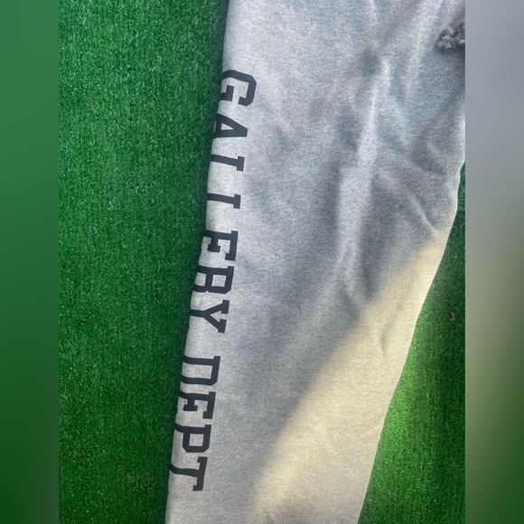 Gallery Dept Sweatpants - Picture 3 of 6